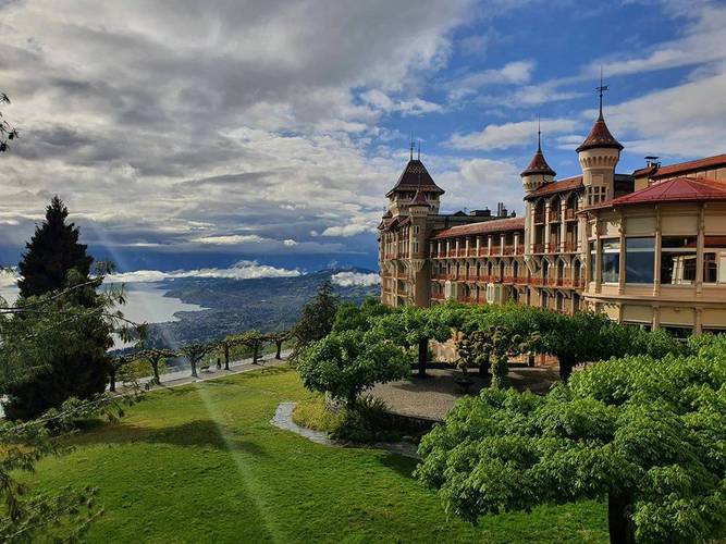 瑞士最好的酒店管理学校